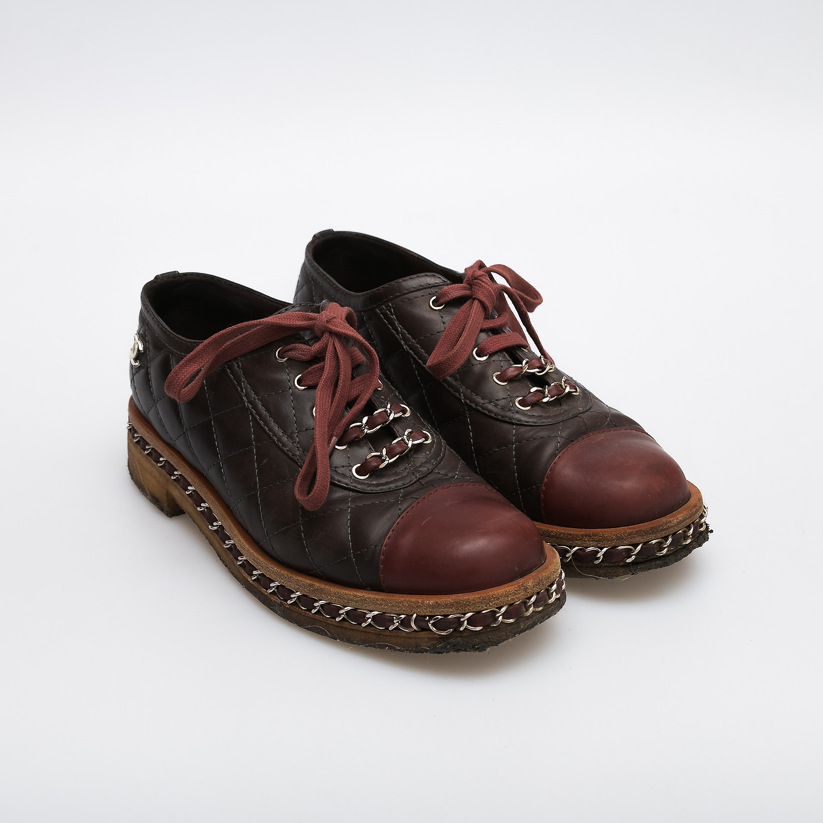 Ботинки  коричневого цвета Chanel - фото из каталога магазина брендовой одежды Second Friend Store Ботинки Chanel - купить оригинал в секонд-хенде SFS - 2