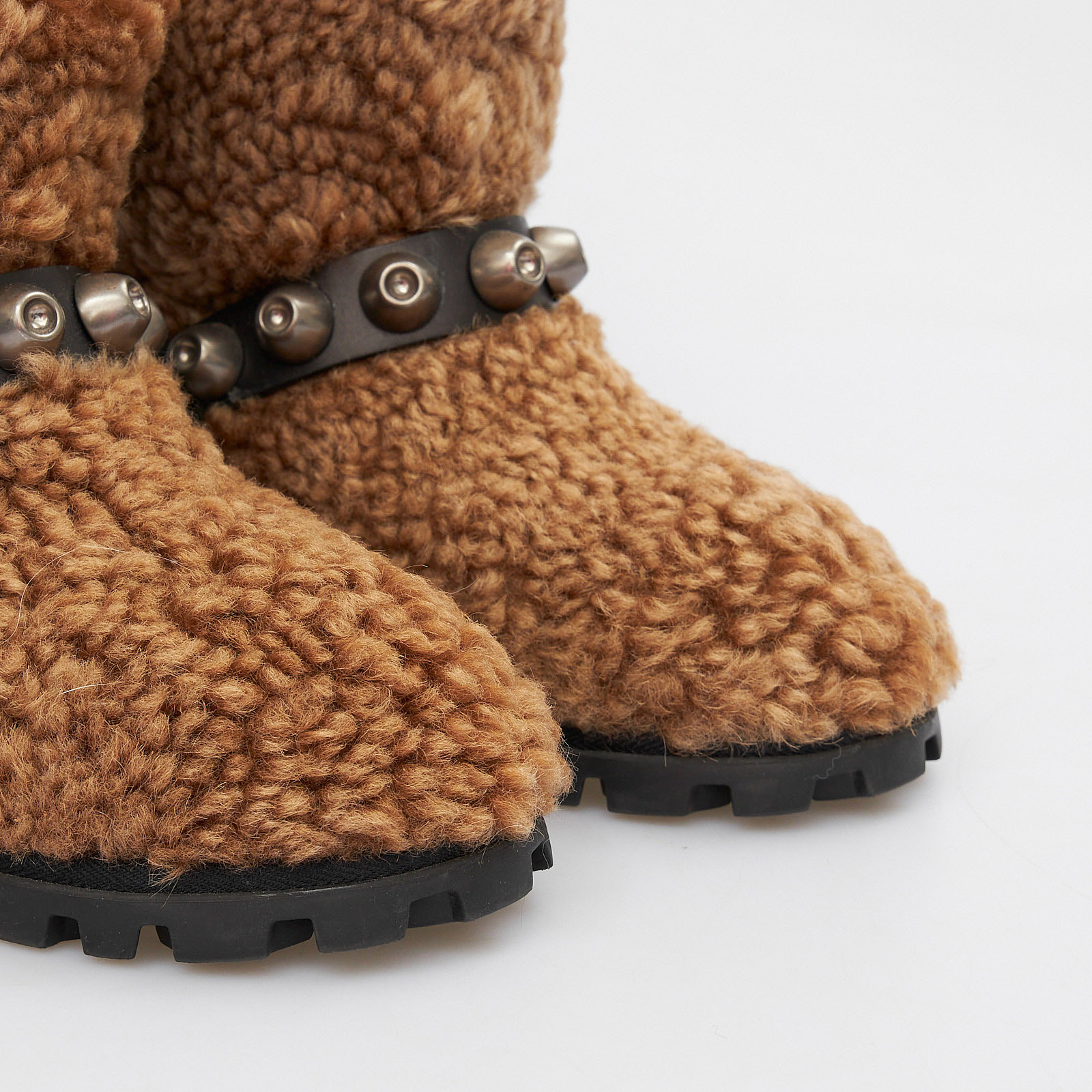 Сапоги коричневого цвета Miu Miu - фото из каталога магазина брендовой одежды Second Friend Store Сапоги Miu Miu - купить оригинал в секонд-хенде SFS - 4