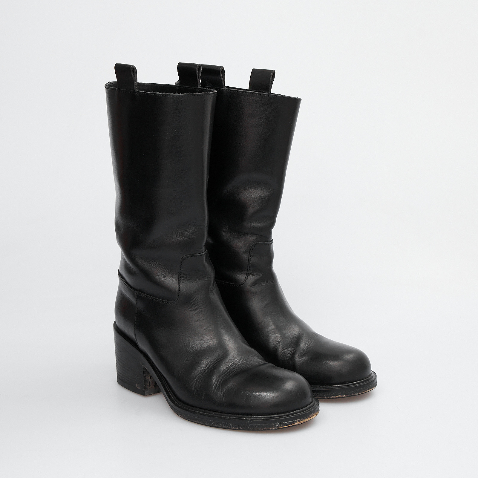 Сапоги черного цвета A.F. Vandevorst - фото из каталога магазина брендовой одежды Second Friend Store Сапоги A.F. Vandevorst - купить оригинал в секонд-хенде SFS - 2