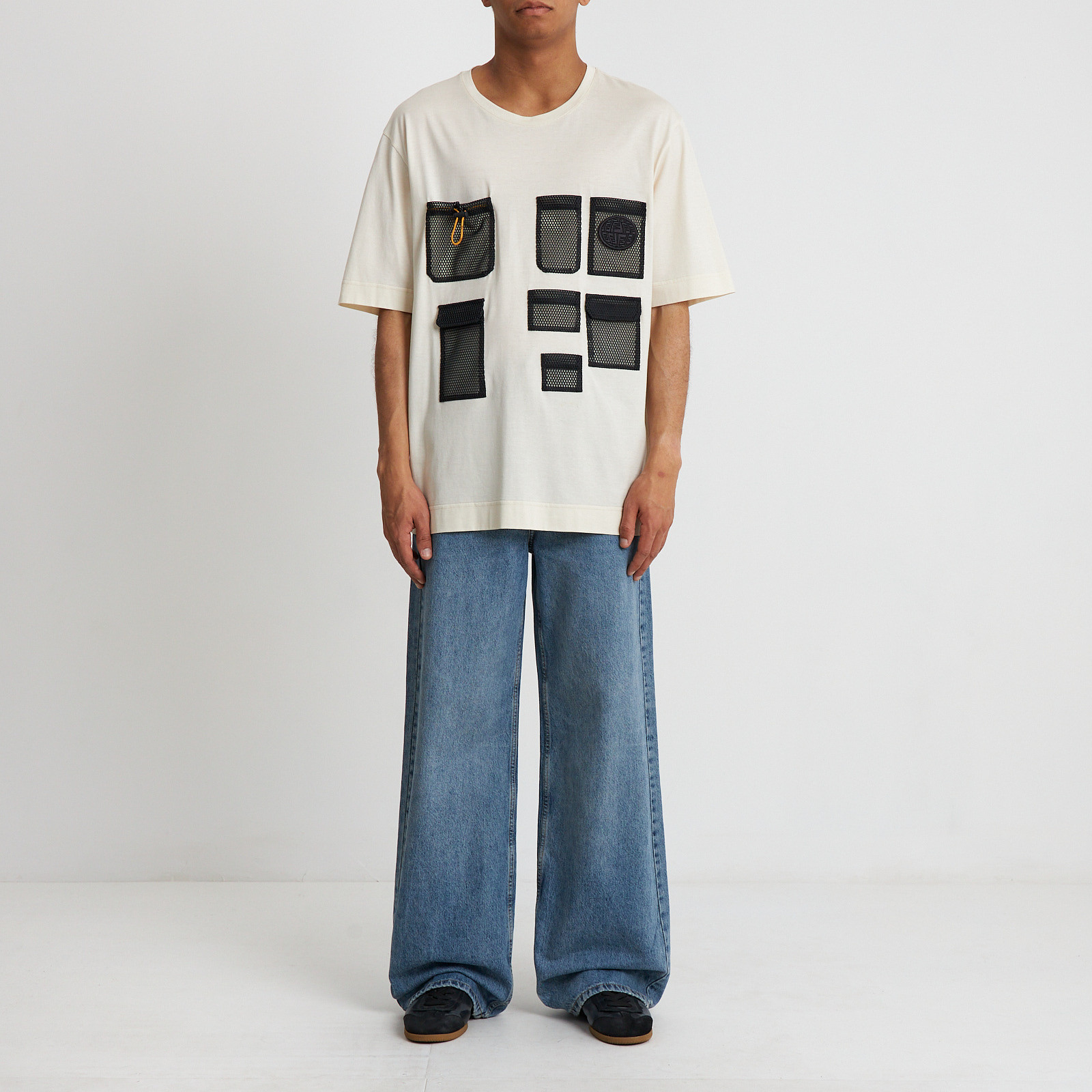 Футболка Fendi - купить оригинал в секонд-хенде SFS - 2