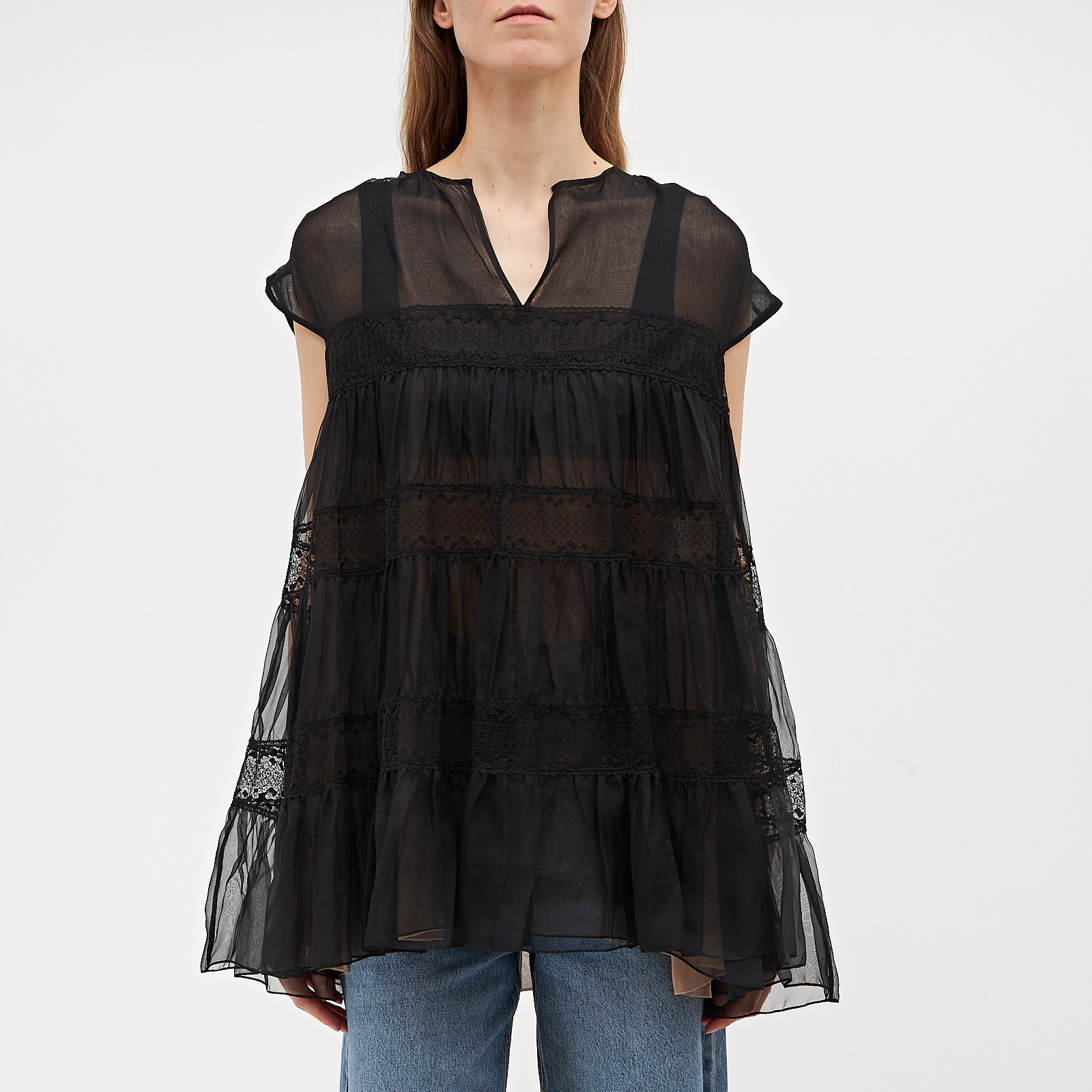 Топ  черного цвета Chanel - фото из каталога магазина брендовой одежды Second Friend Store Топ Chanel - купить оригинал в секонд-хенде SFS - 1