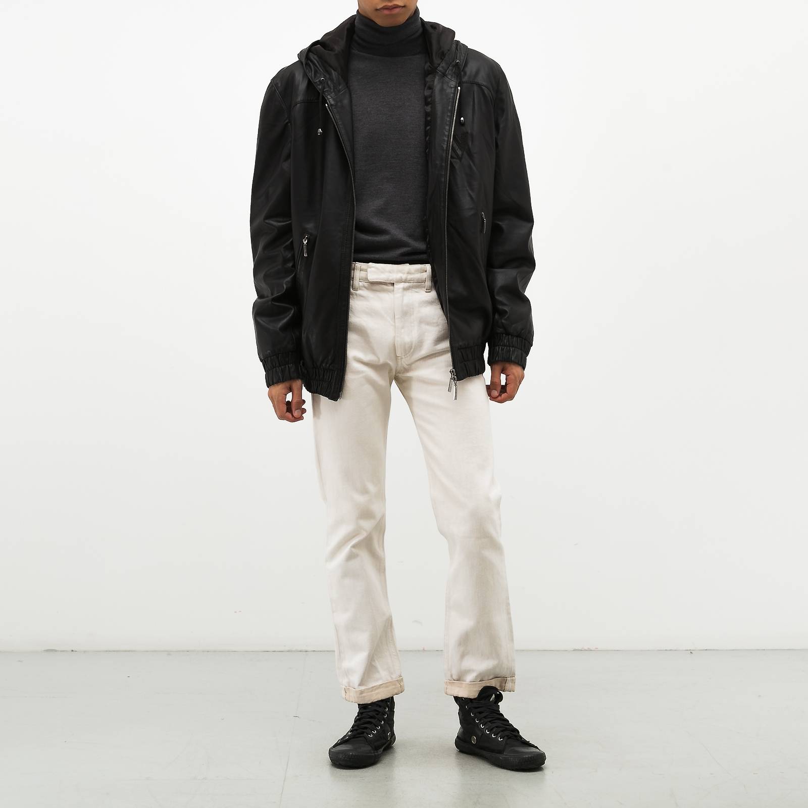 Куртка кожаная Versace - купить оригинал в секонд-хенде SFS - 2