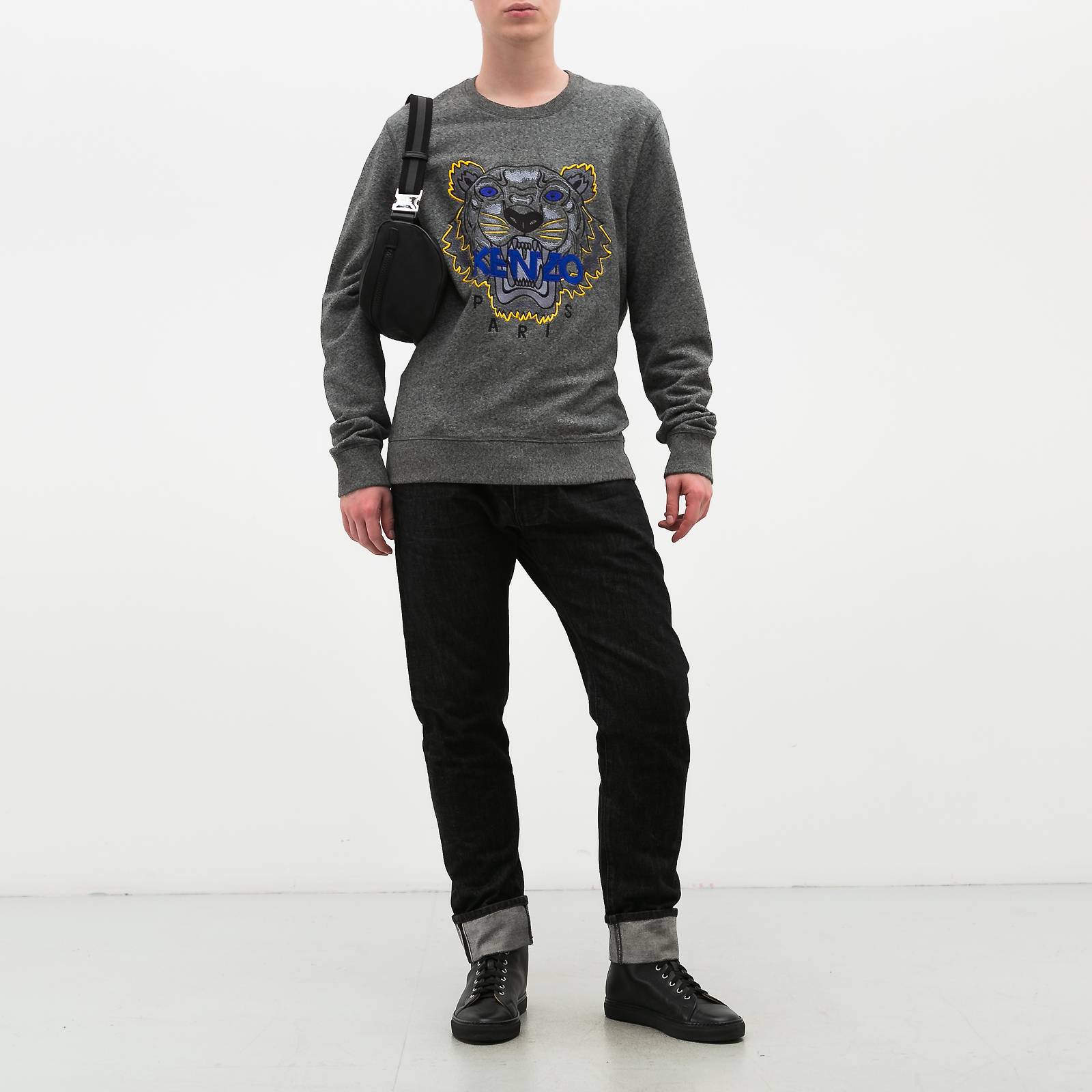 Джинсы Dsquared2 - купить оригинал в секонд-хенде SFS - 2