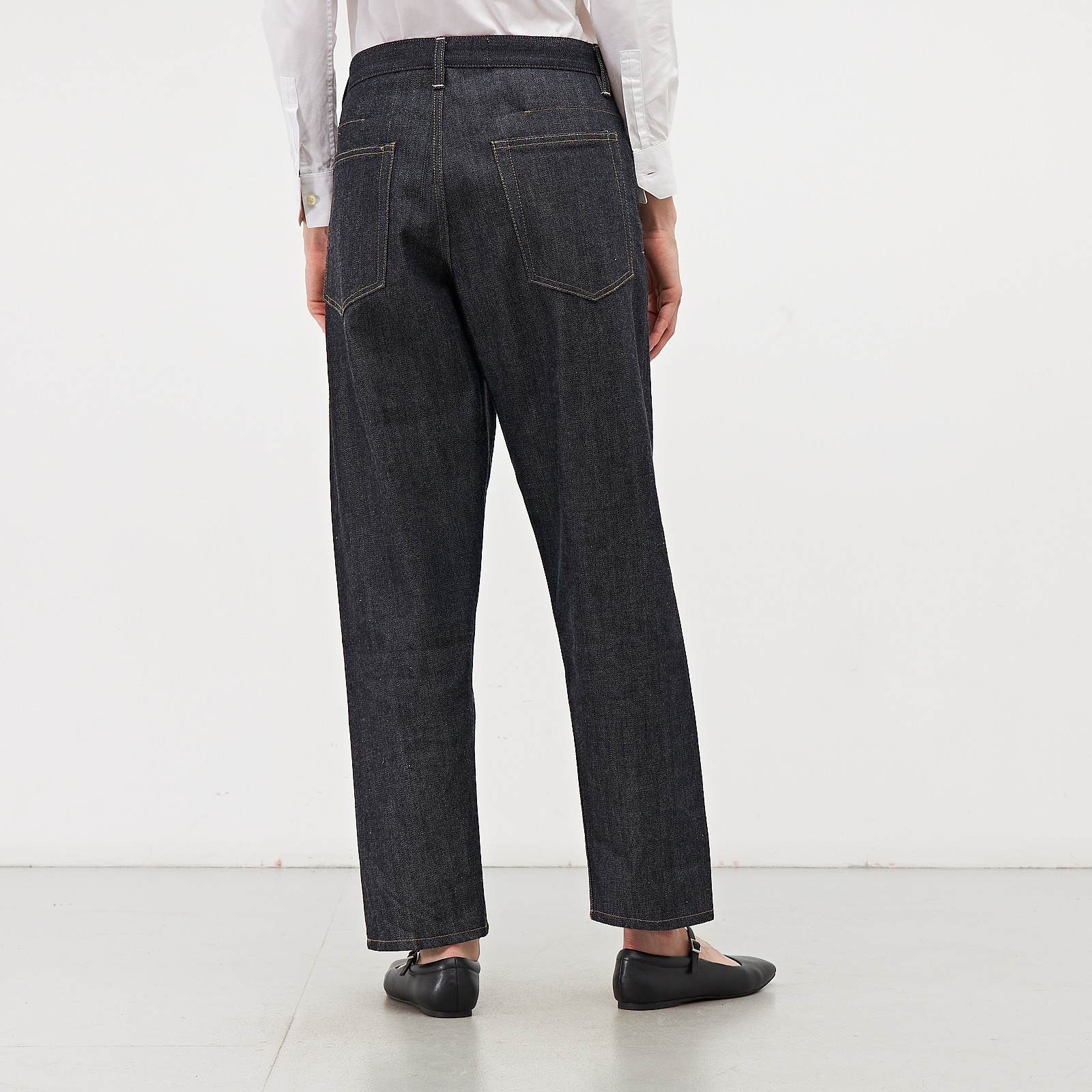Джинсы Jil Sander - купить оригинал в секонд-хенде SFS - 3