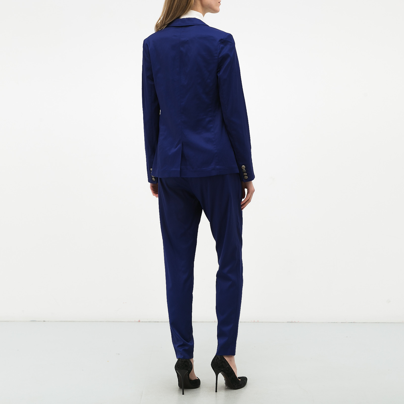 Костюм синего цвета Paul by Paul Smith - фото из каталога магазина брендовой одежды Second Friend Store Костюм Paul by Paul Smith - купить оригинал в секонд-хенде SFS - 2