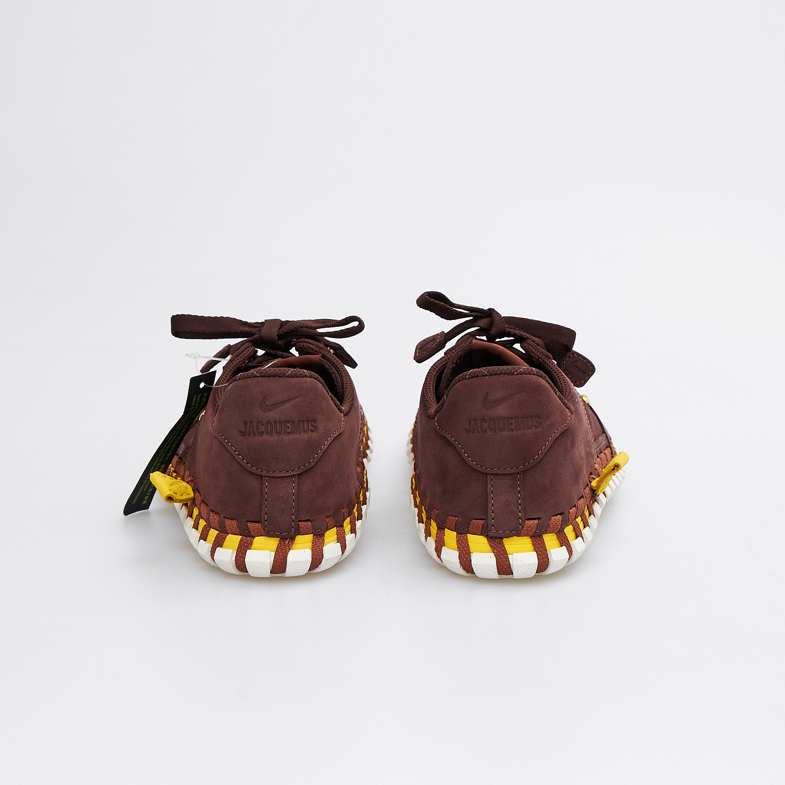 Кроссовки Nike х коричневого цвета Jacquemus - фото из каталога магазина брендовой одежды Second Friend Store Кроссовки Nike х Jacquemus - купить оригинал в секонд-хенде SFS - 3