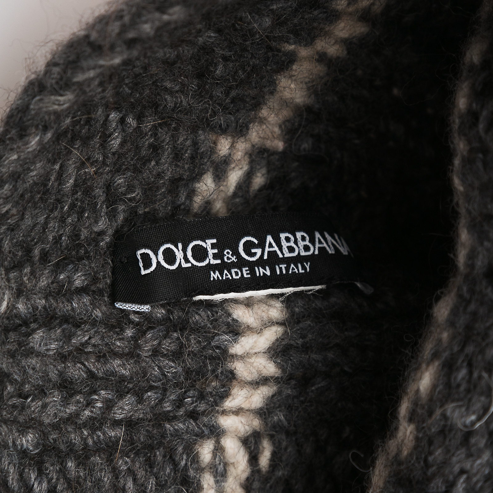 Шапка Dolce&Gabbana - купить оригинал в секонд-хенде SFS