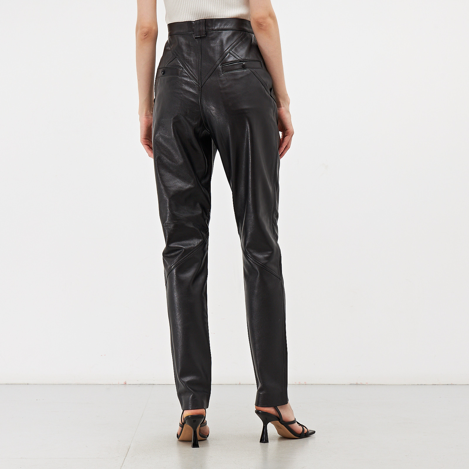 Брюки черного цвета Isabel Marant - фото из каталога магазина брендовой одежды Second Friend Store Брюки Isabel Marant - купить оригинал в секонд-хенде SFS - 3