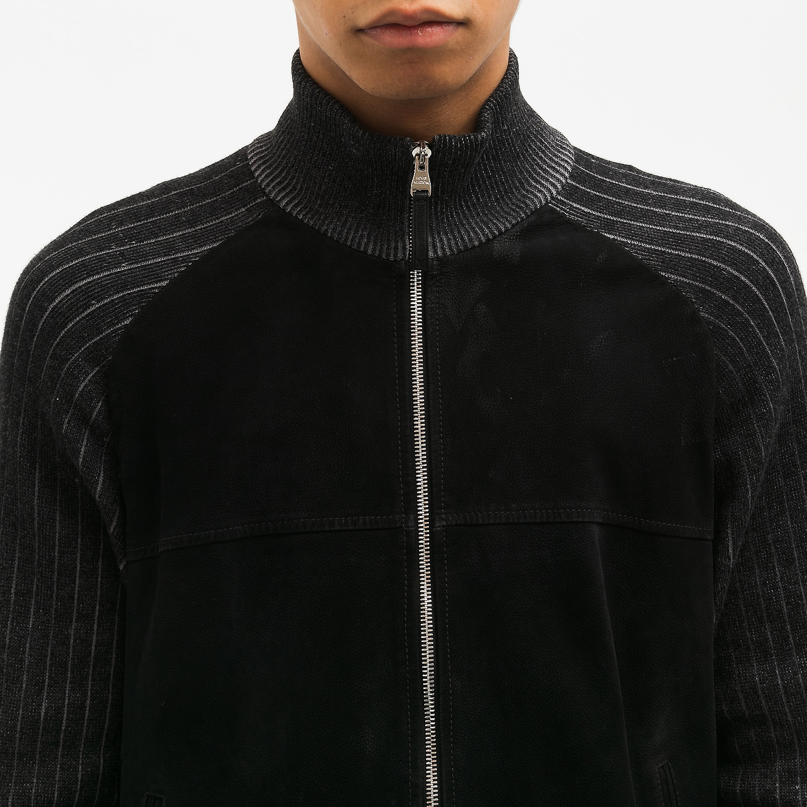Куртка Louis Vuitton - купить оригинал в секонд-хенде SFS