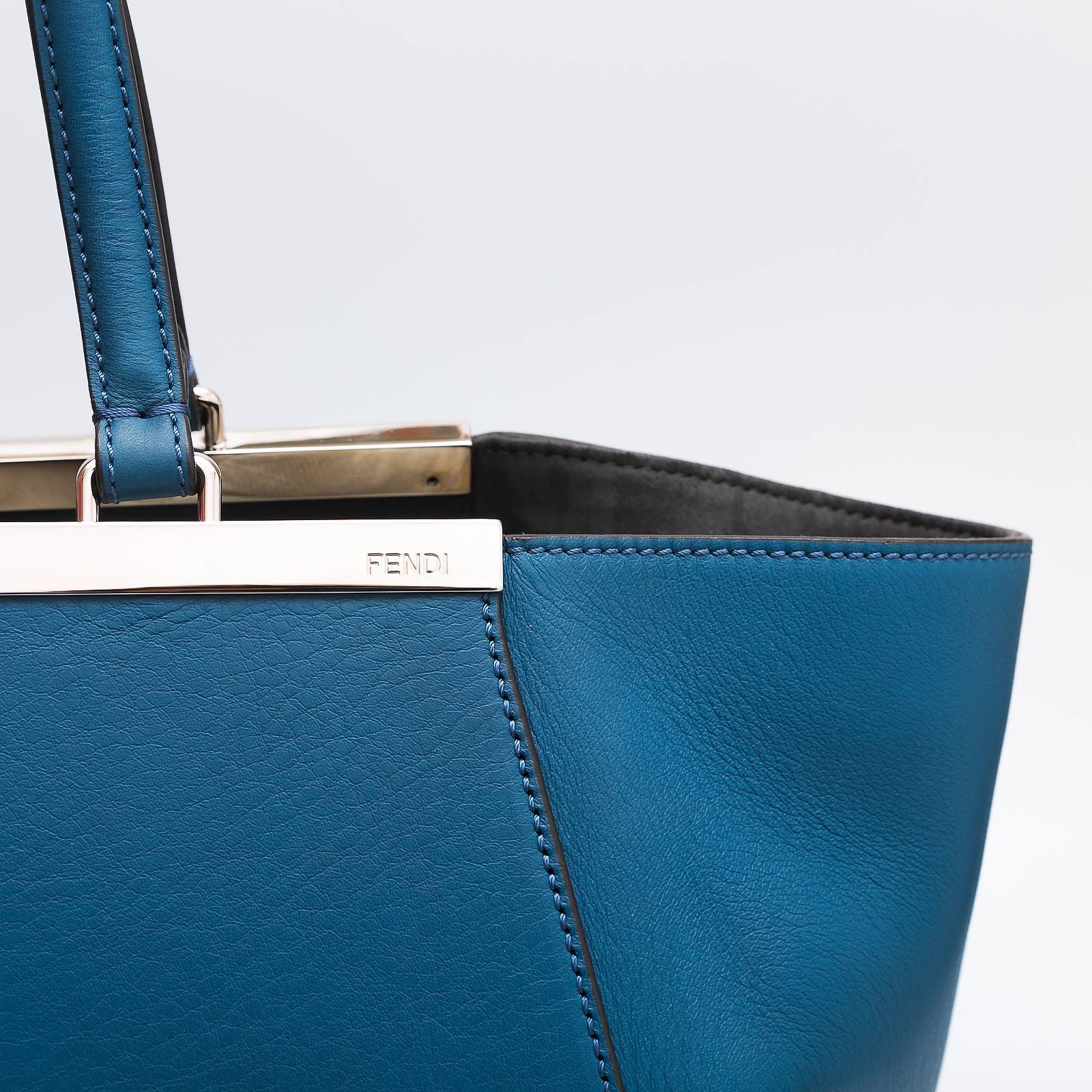 Сумка Fendi - купить оригинал в секонд-хенде SFS - 4