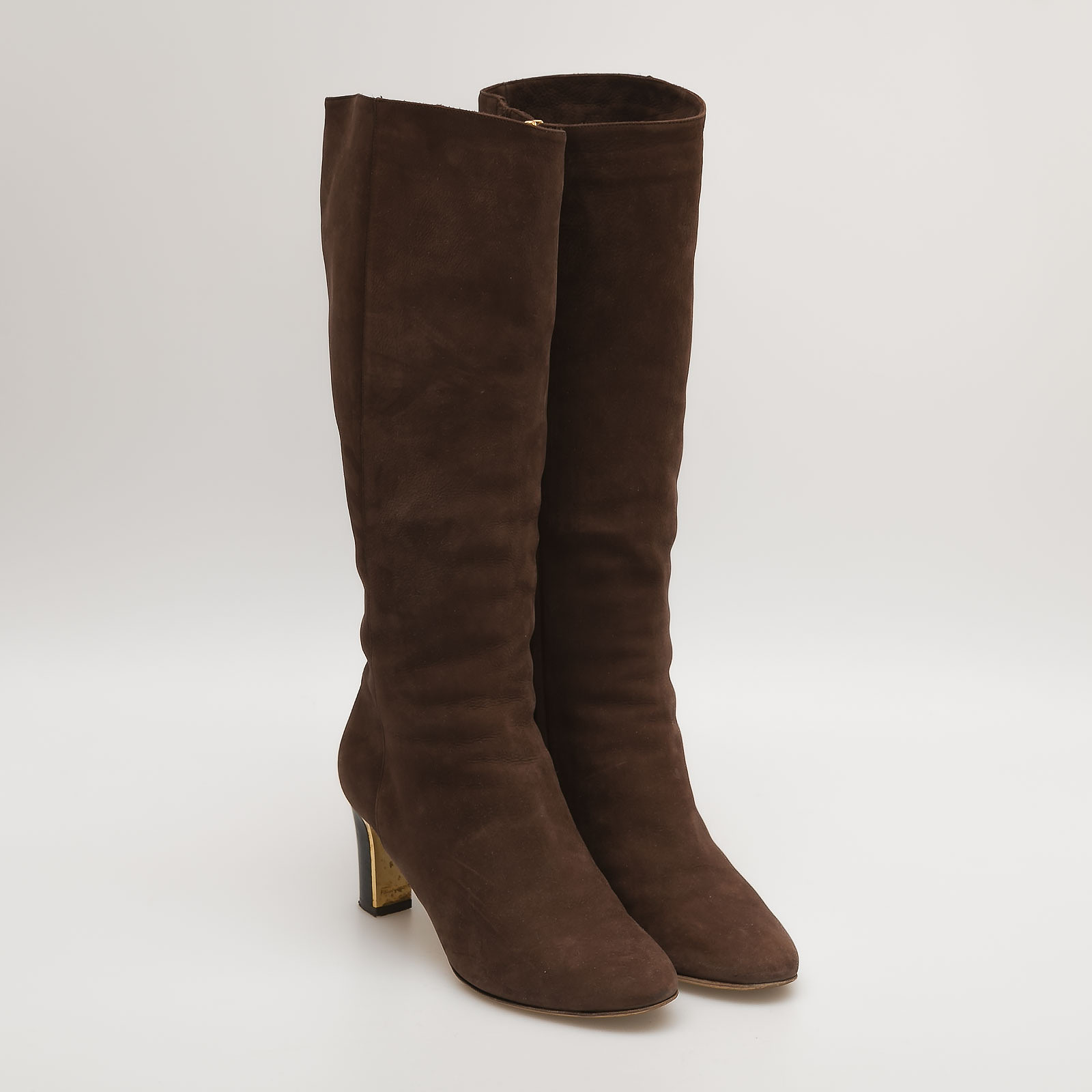 Сапоги коричневого цвета Salvatore Ferragamo - фото из каталога магазина брендовой одежды Second Friend Store Сапоги Salvatore Ferragamo - купить оригинал в секонд-хенде SFS - 2