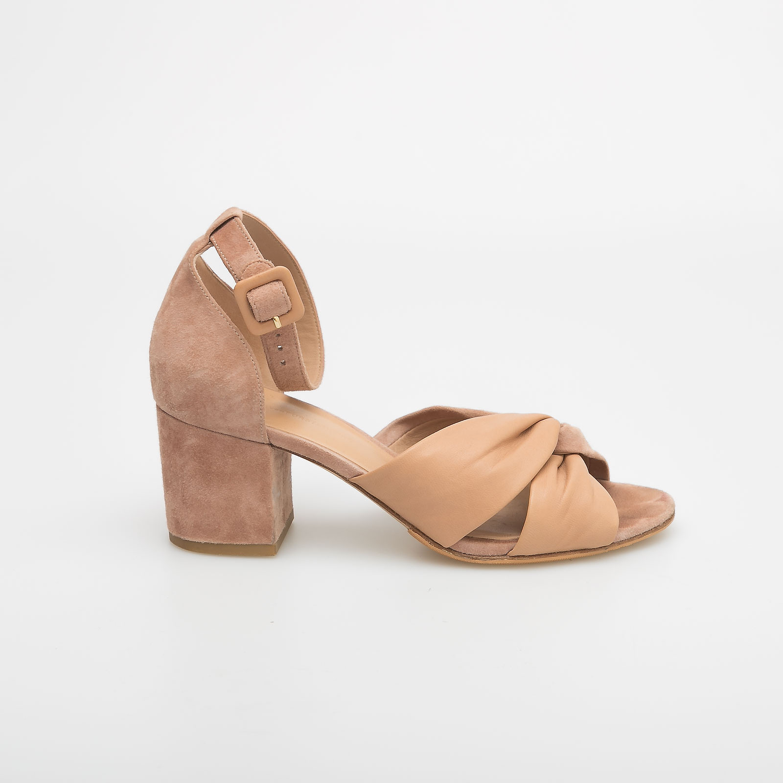 Босоножки бежевого цвета Diane von Furstenberg - фото из каталога магазина брендовой одежды Second Friend Store Босоножки Diane von Furstenberg - купить оригинал в секонд-хенде SFS - 1