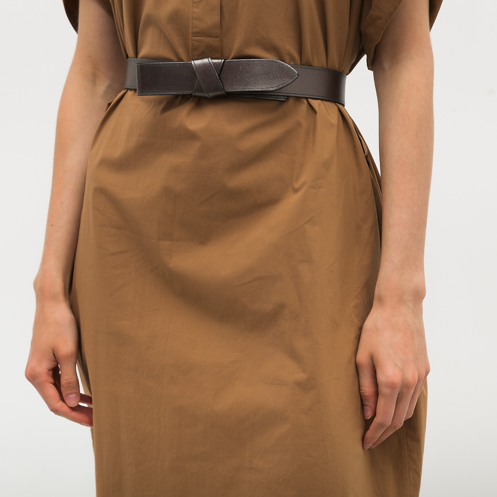 Ремень  серебряного цвета Lanvin - фото из каталога магазина брендовой одежды Second Friend Store Ремень Lanvin - купить оригинал в секонд-хенде SFS - 2