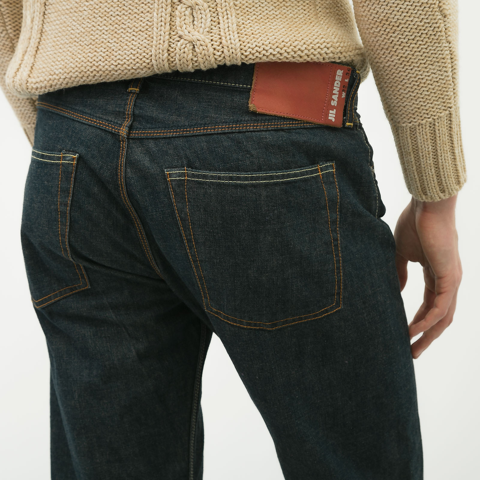 Джинсы синего цвета Jil Sander - фото из каталога магазина брендовой одежды Second Friend Store Джинсы Jil Sander - купить оригинал в секонд-хенде SFS - 4