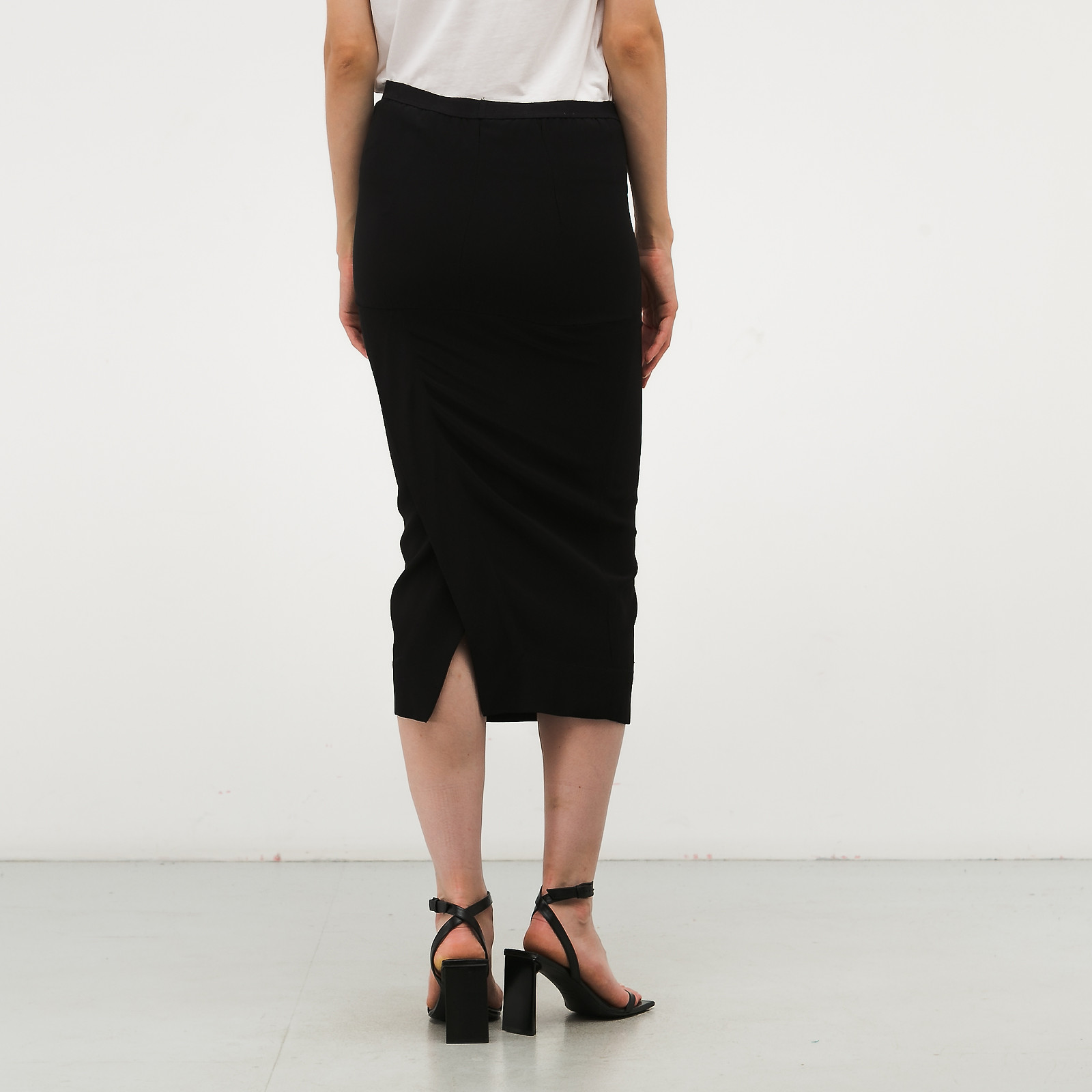 Юбка черного цвета Rick Owens - фото из каталога магазина брендовой одежды Second Friend Store Юбка Rick Owens - купить оригинал в секонд-хенде SFS - 3