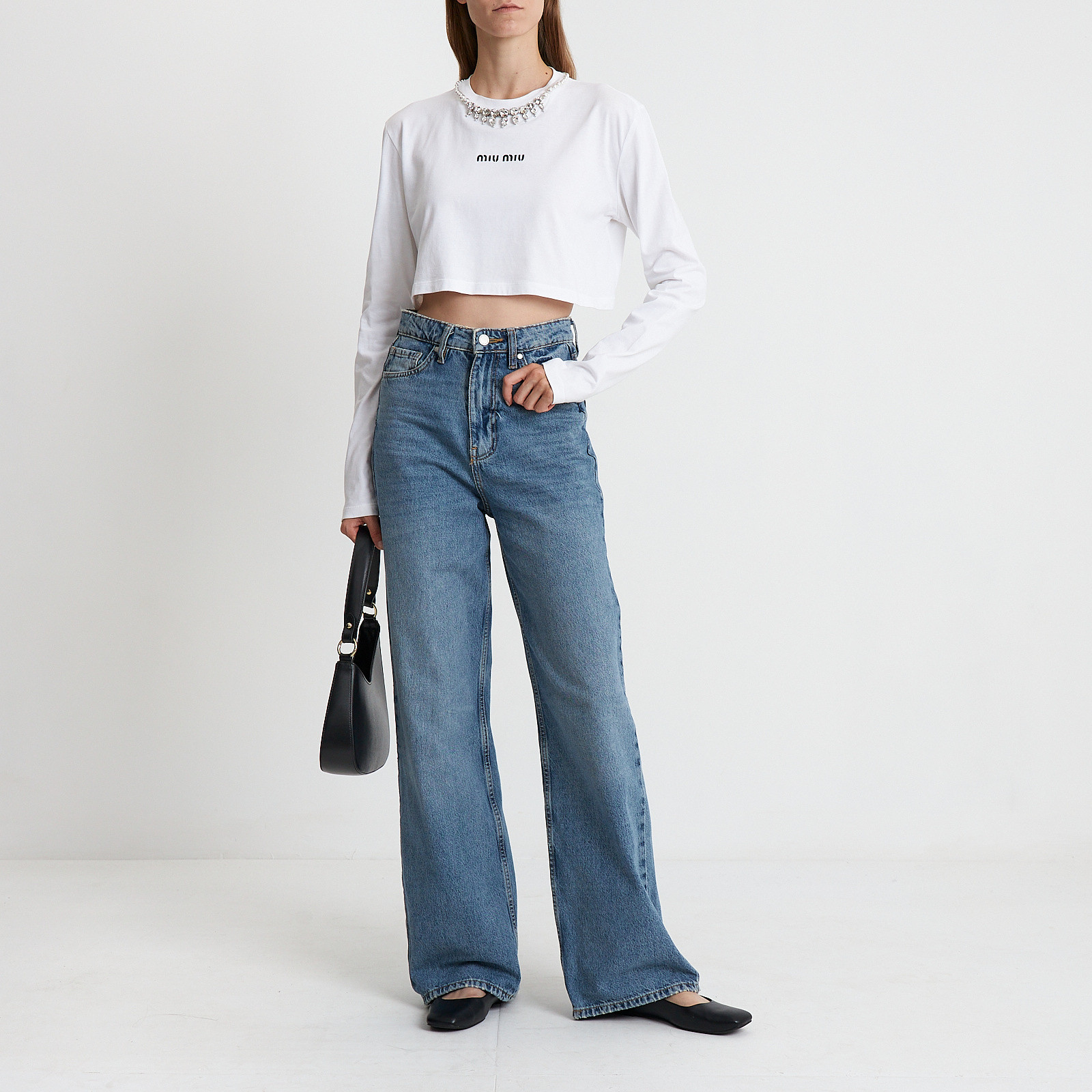 Лонгслив  белого цвета Miu Miu - фото из каталога магазина брендовой одежды Second Friend Store Лонгслив Miu Miu - купить оригинал в секонд-хенде SFS - 2