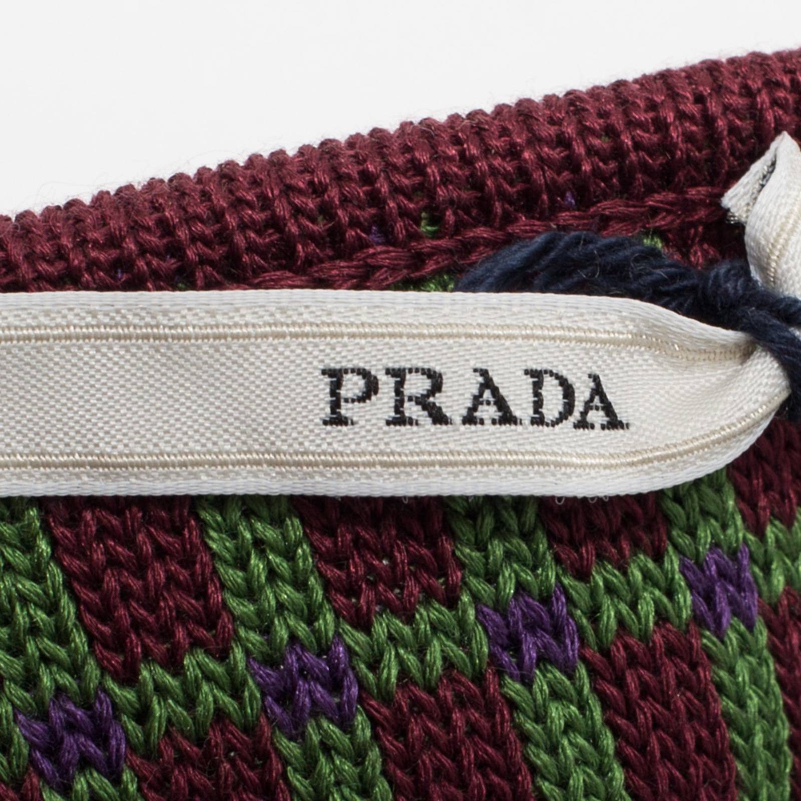 Воротник Prada - купить оригинал в секонд-хенде SFS