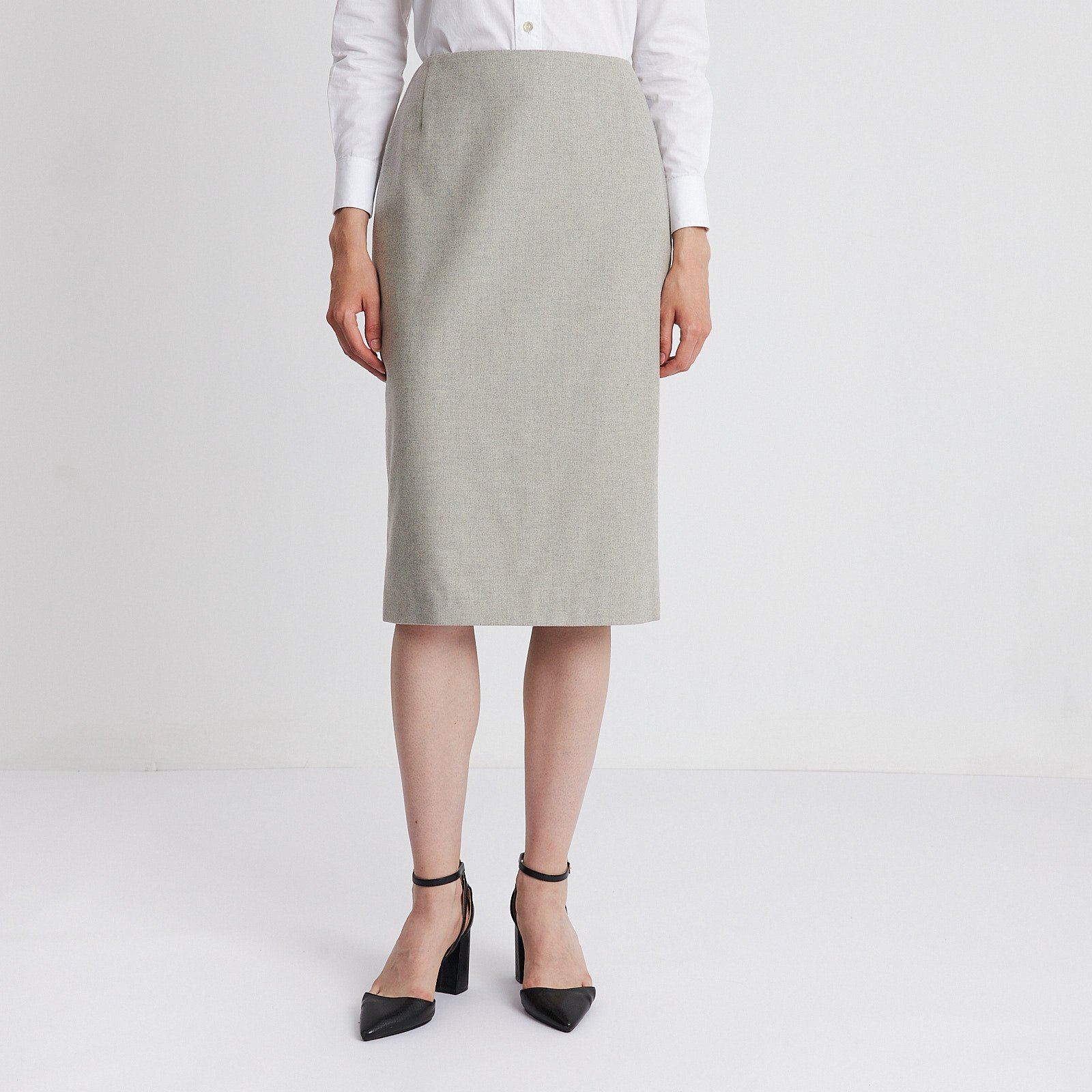 Юбка серого цвета Ralph Lauren - фото из каталога магазина брендовой одежды Second Friend Store Юбка Ralph Lauren - купить оригинал в секонд-хенде SFS - 1