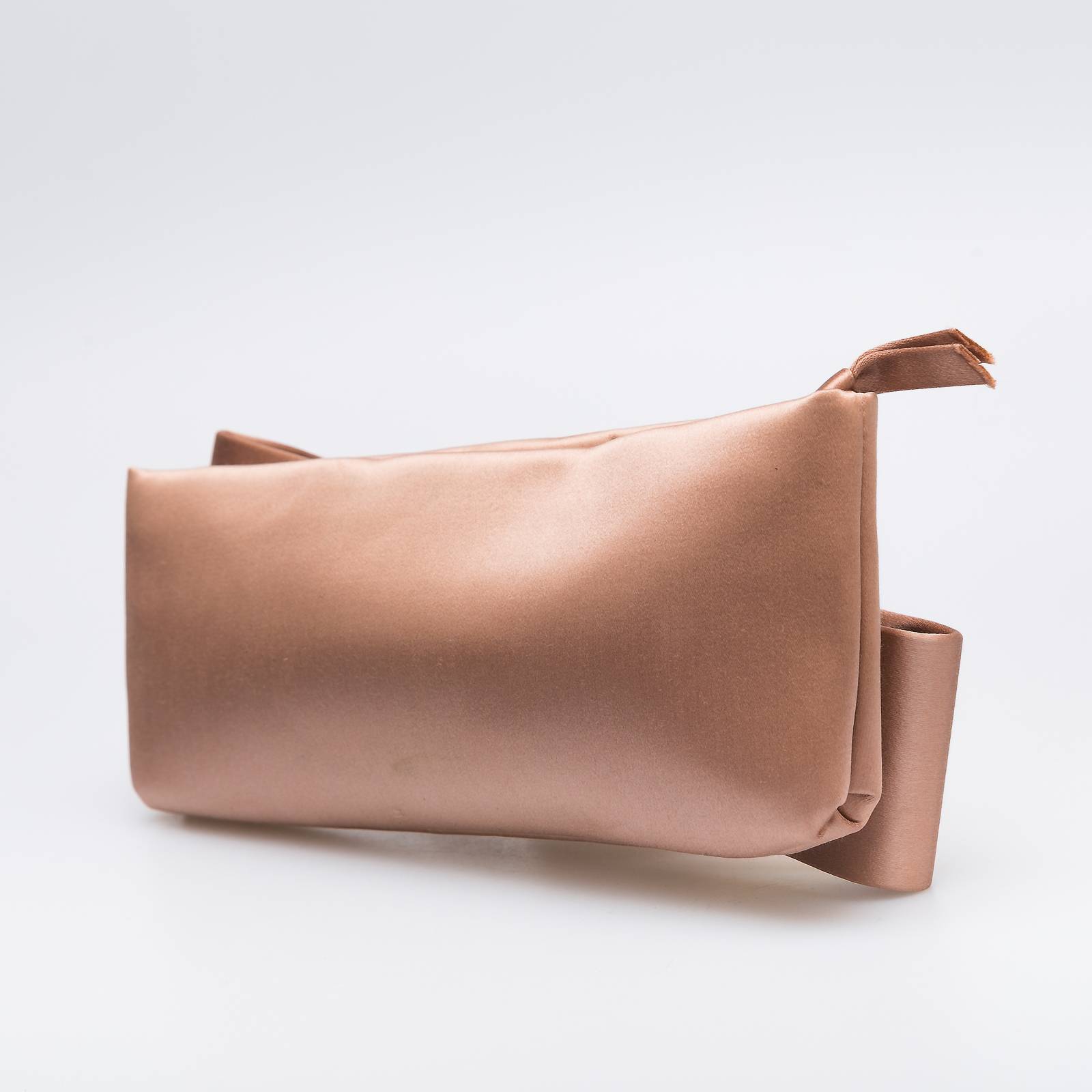 Клатч розового цвета Valentino - фото из каталога магазина брендовой одежды Second Friend Store Клатч Valentino - купить оригинал в секонд-хенде SFS - 3