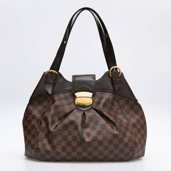Сумка Louis Vuitton