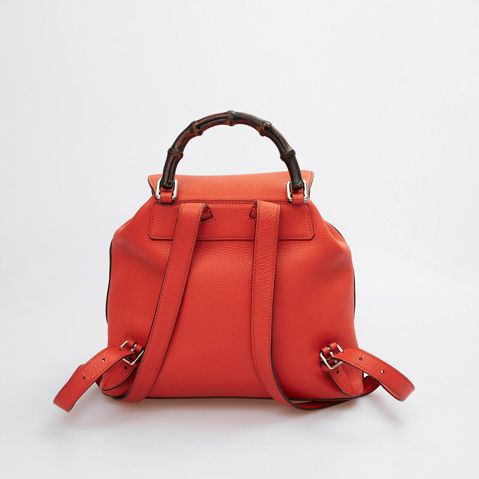 Рюкзак оранжевого цвета Gucci - фото из каталога магазина брендовой одежды Second Friend Store Рюкзак Gucci - купить оригинал в секонд-хенде SFS - 3