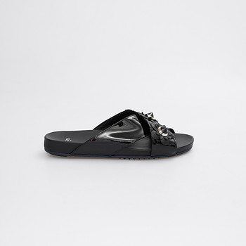 Сандалии Fendi