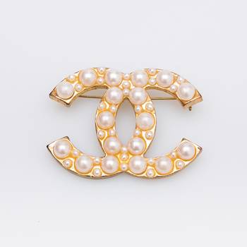 Брошь Chanel