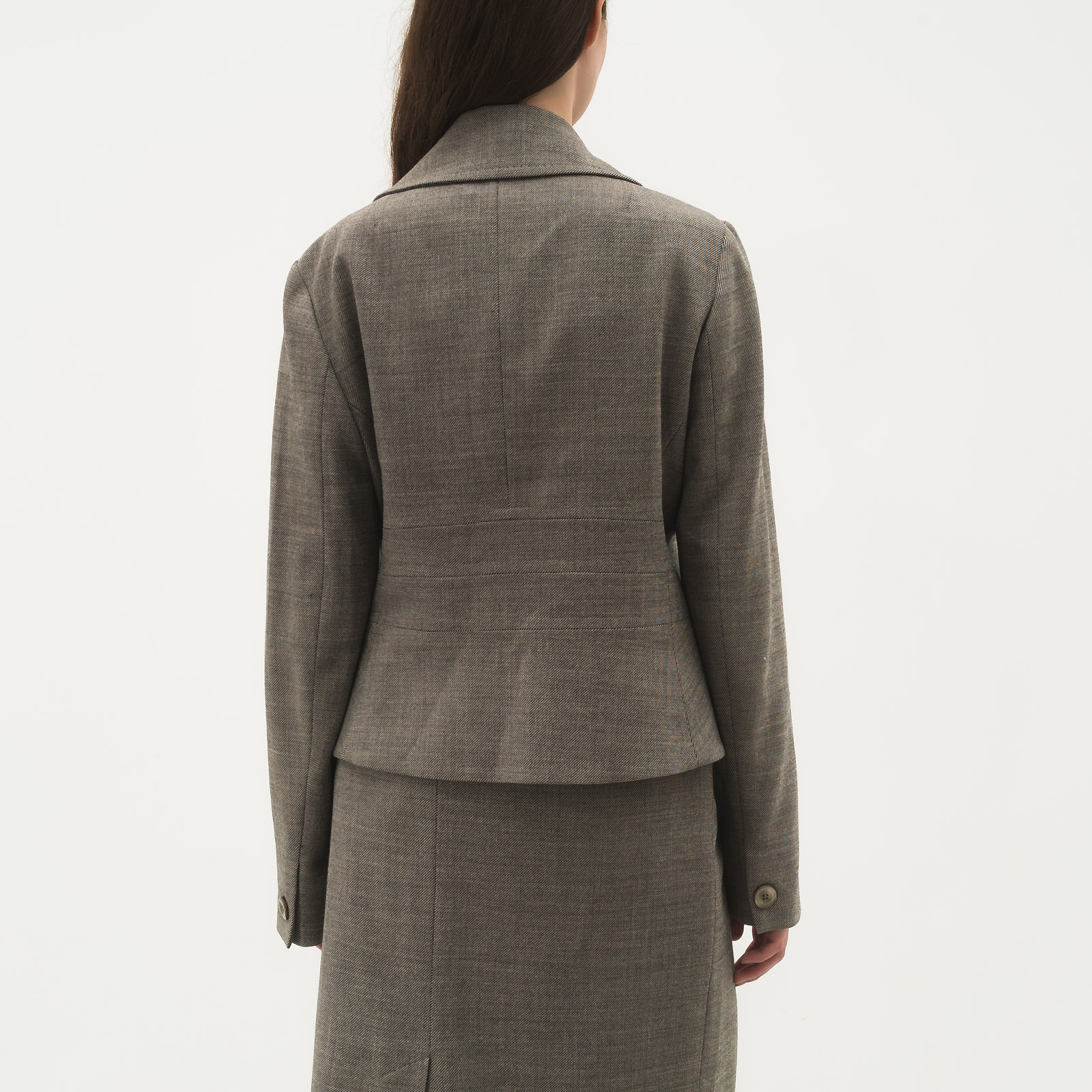 Костюм серого цвета Max Mara - фото из каталога магазина брендовой одежды Second Friend Store Костюм Max Mara - купить оригинал в секонд-хенде SFS - 3