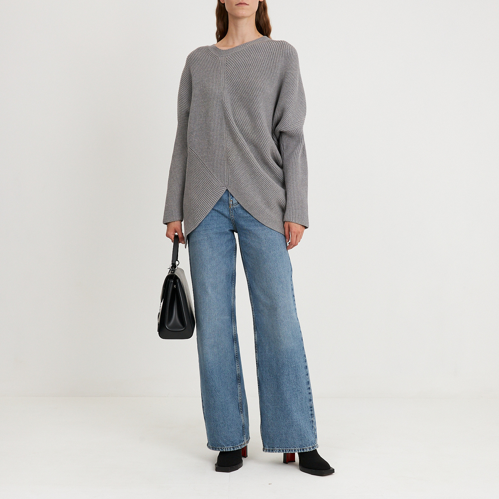 Свитер серого цвета Stella McCartney - фото из каталога магазина брендовой одежды Second Friend Store Свитер Stella McCartney - купить оригинал в секонд-хенде SFS - 3