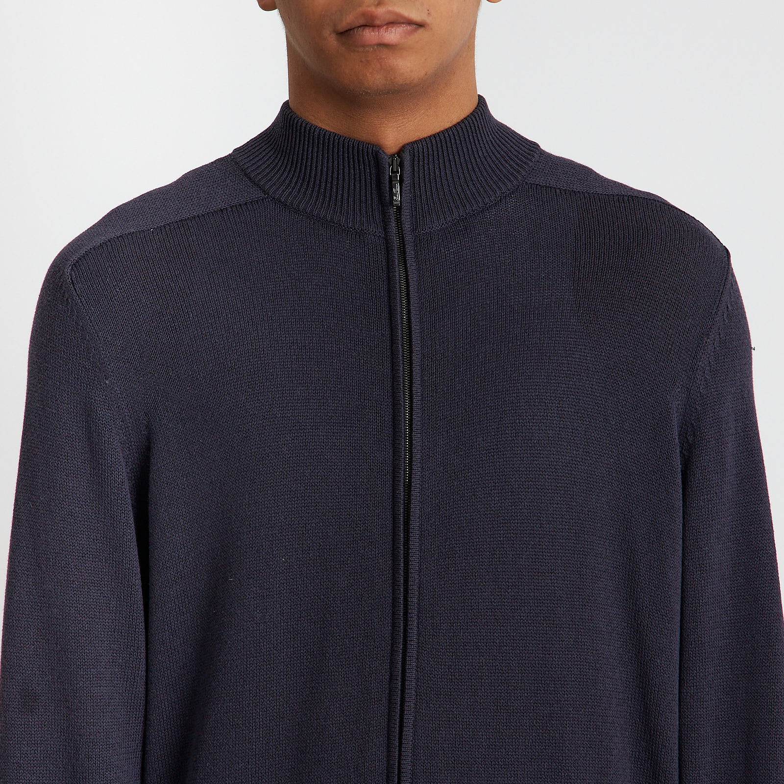 Свитер синего цвета Loro Piana - фото из каталога магазина брендовой одежды Second Friend Store Свитер Loro Piana - купить оригинал в секонд-хенде SFS - 4