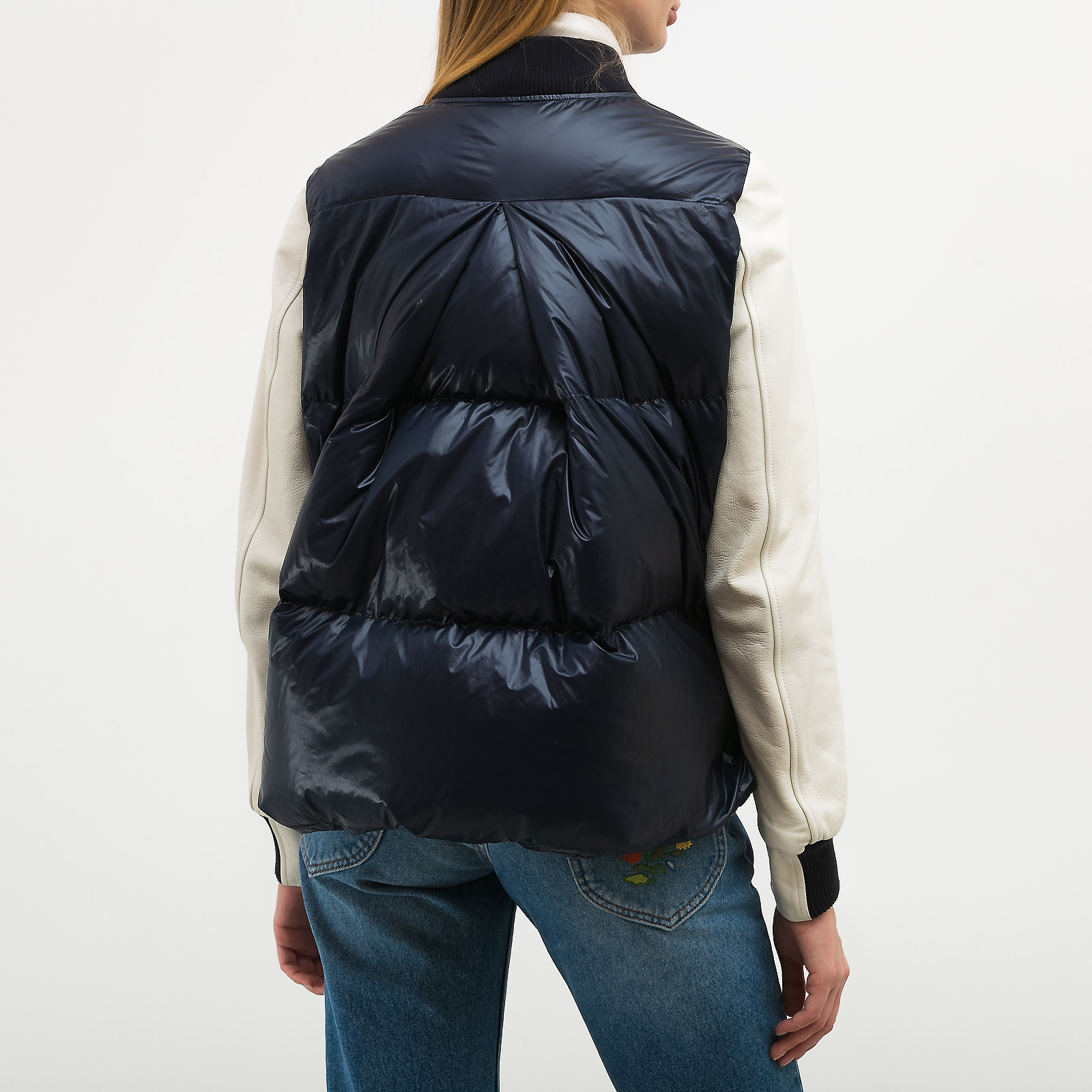 Куртка  синего цвета Sacai - фото из каталога магазина брендовой одежды Second Friend Store Куртка Sacai - купить оригинал в секонд-хенде SFS - 2