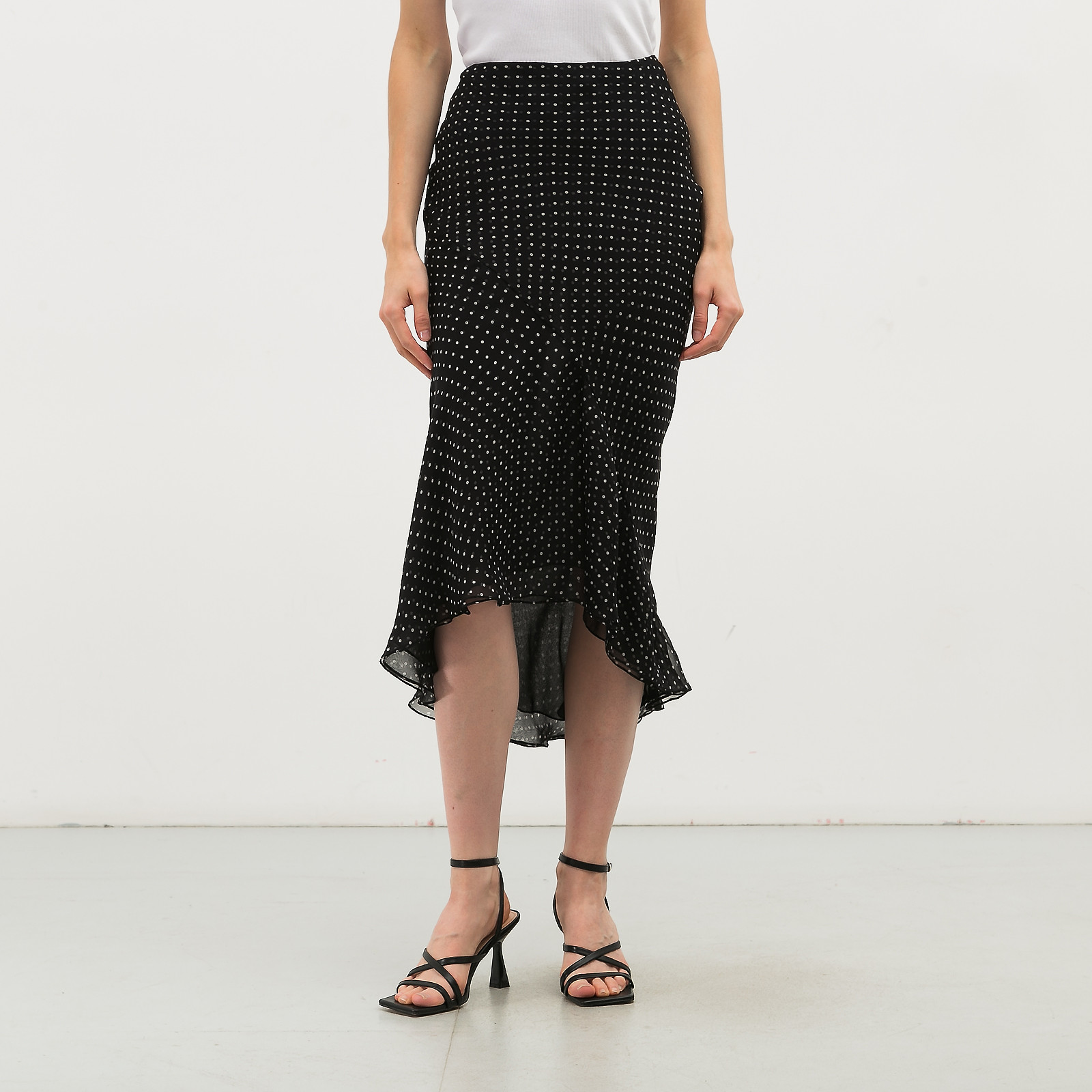 Юбка черного цвета Tom Ford - фото из каталога магазина брендовой одежды Second Friend Store Юбка Tom Ford - купить оригинал в секонд-хенде SFS - 1