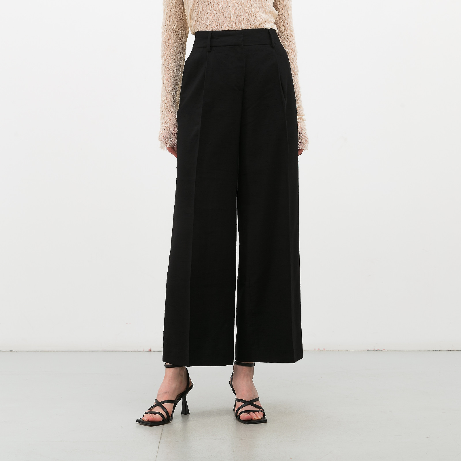 Брюки McQ by Alexander McQueen - купить оригинал в секонд-хенде SFS - 1