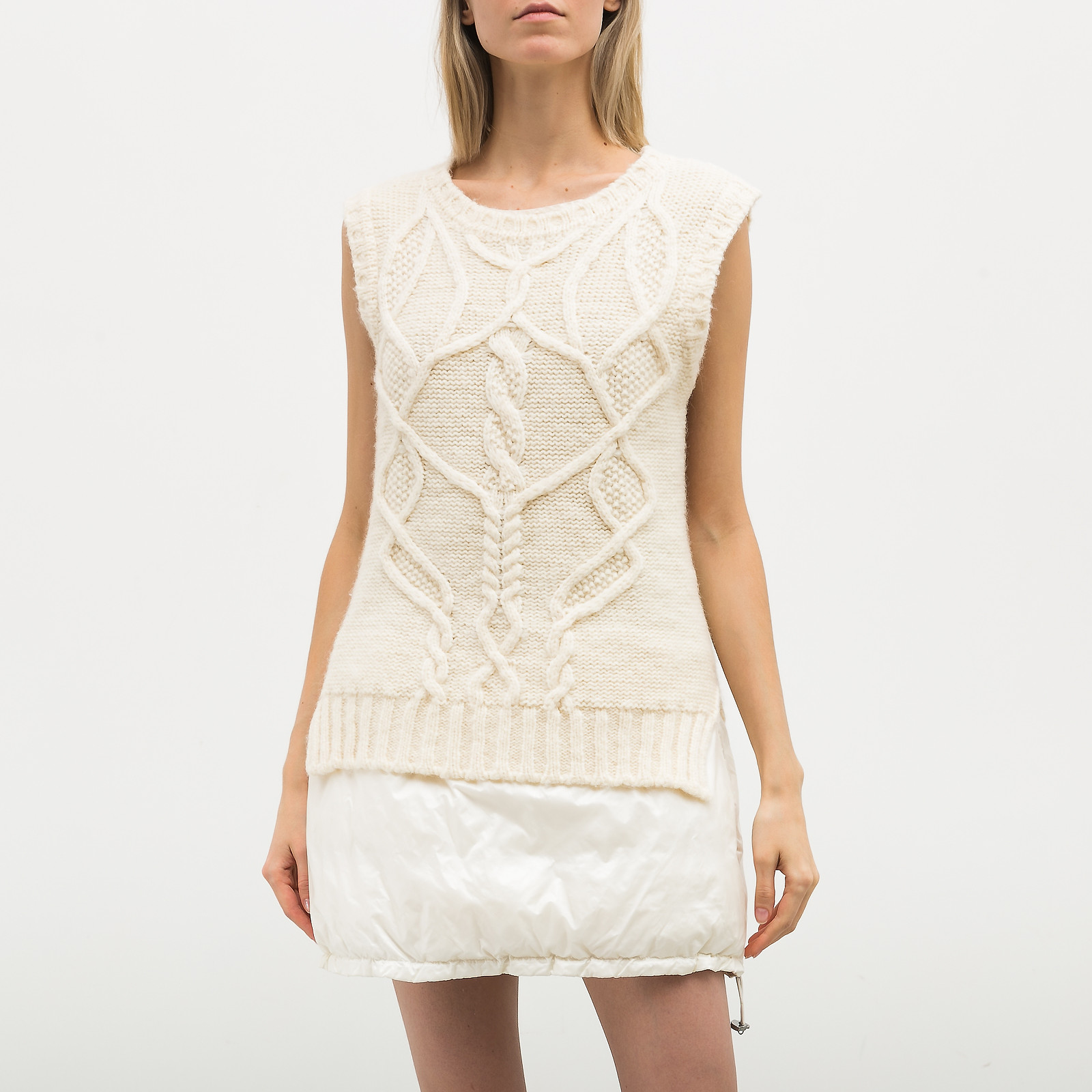 Платье Moncler - купить оригинал в секонд-хенде SFS