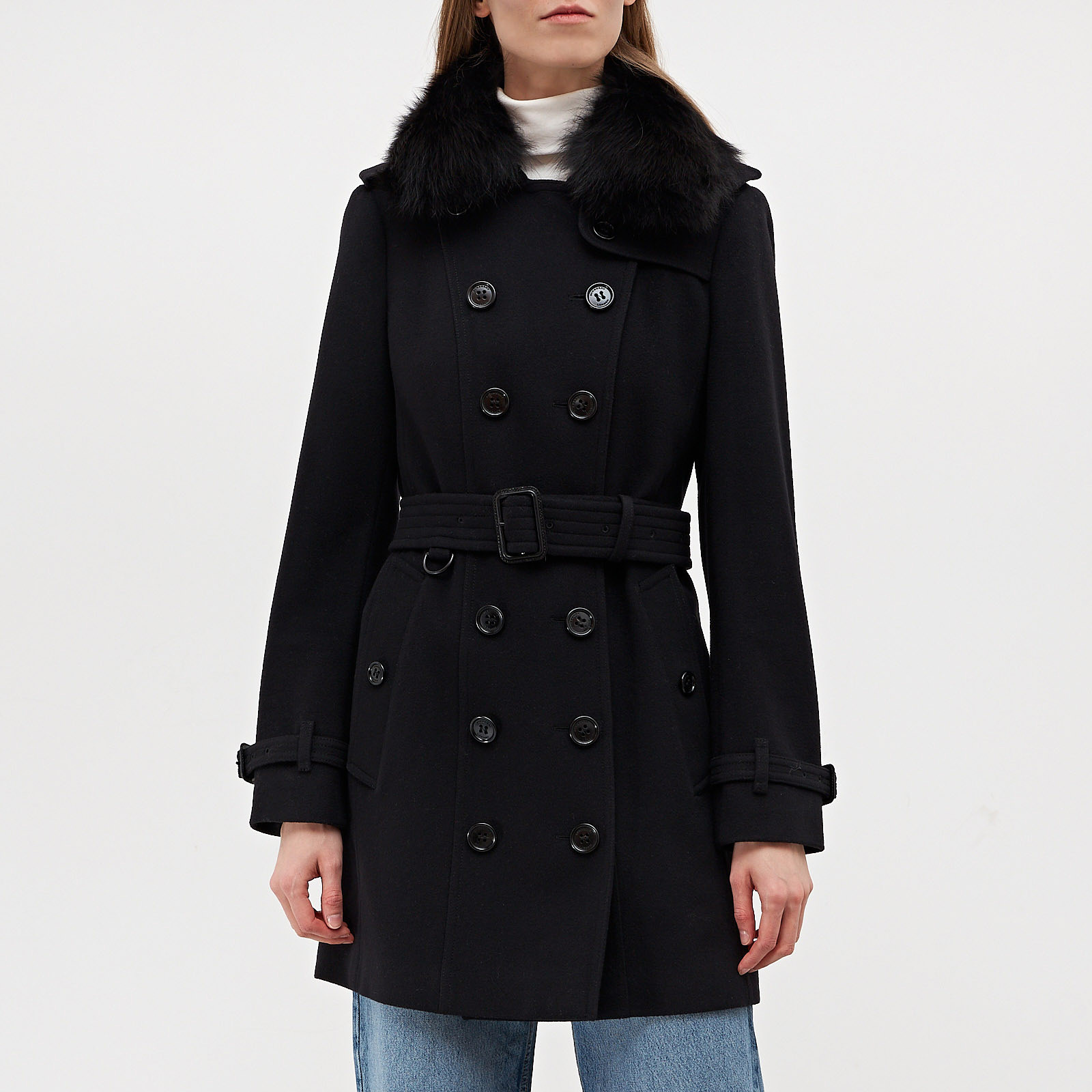 Пальто черного цвета Burberry - фото из каталога магазина брендовой одежды Second Friend Store Пальто Burberry - купить оригинал в секонд-хенде SFS - 1