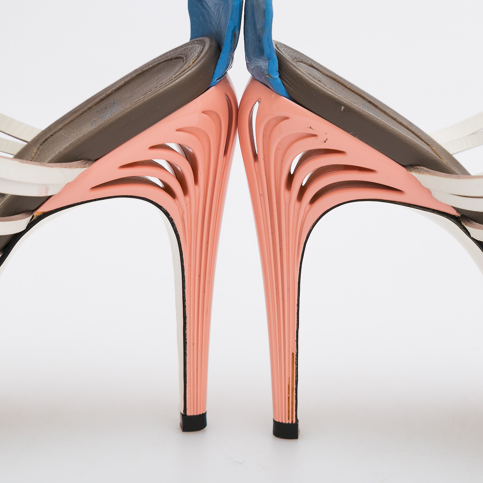 Босоножки Fendi - купить оригинал в секонд-хенде SFS - 5