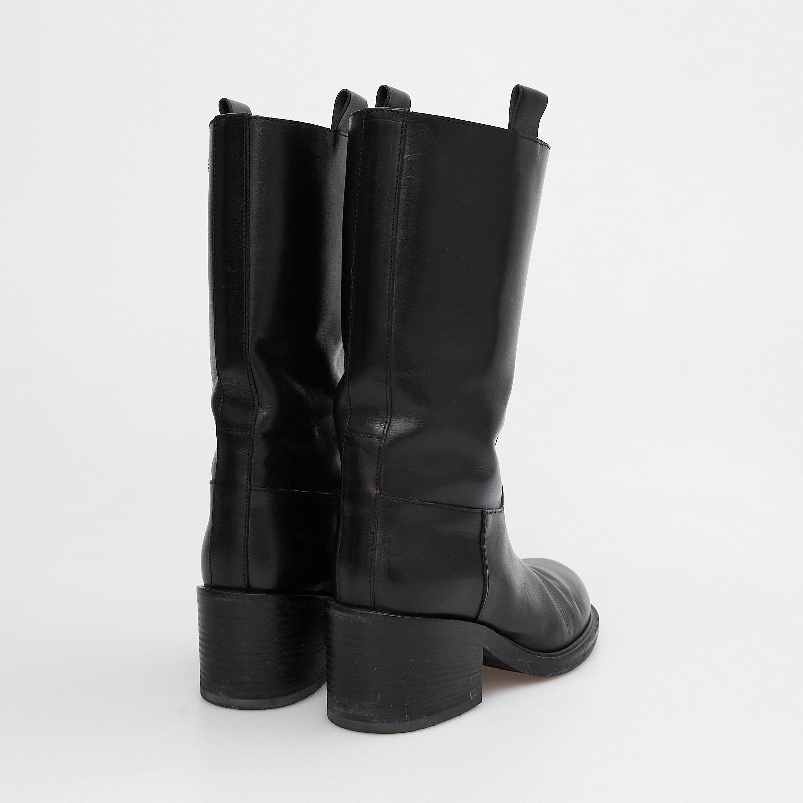 Сапоги черного цвета A.F. Vandevorst - фото из каталога магазина брендовой одежды Second Friend Store Сапоги A.F. Vandevorst - купить оригинал в секонд-хенде SFS - 3