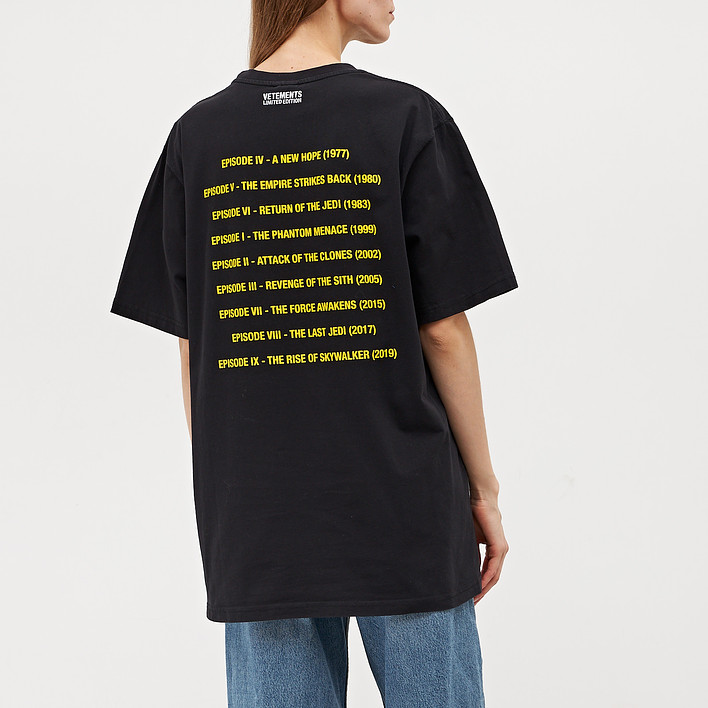 Футболка Vetements