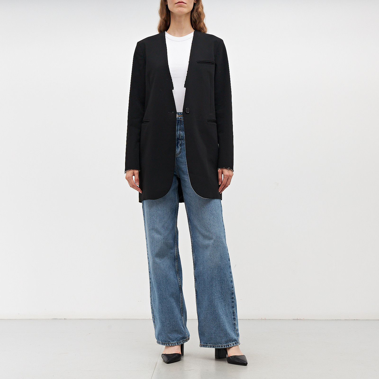 Пиджак черного цвета MM6 Maison Margiela - фото из каталога магазина брендовой одежды Second Friend Store Пиджак MM6 Maison Margiela - купить оригинал в секонд-хенде SFS - 2