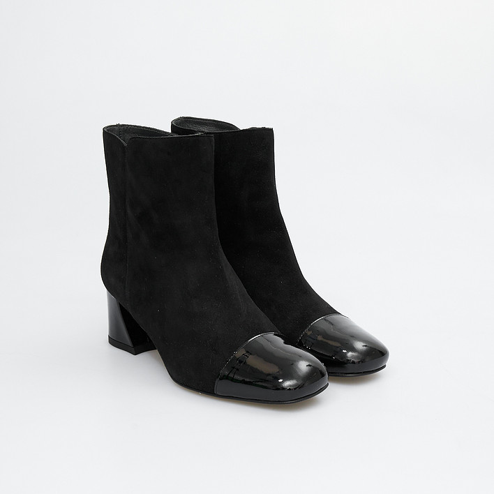 Ботильоны Stuart Weitzman