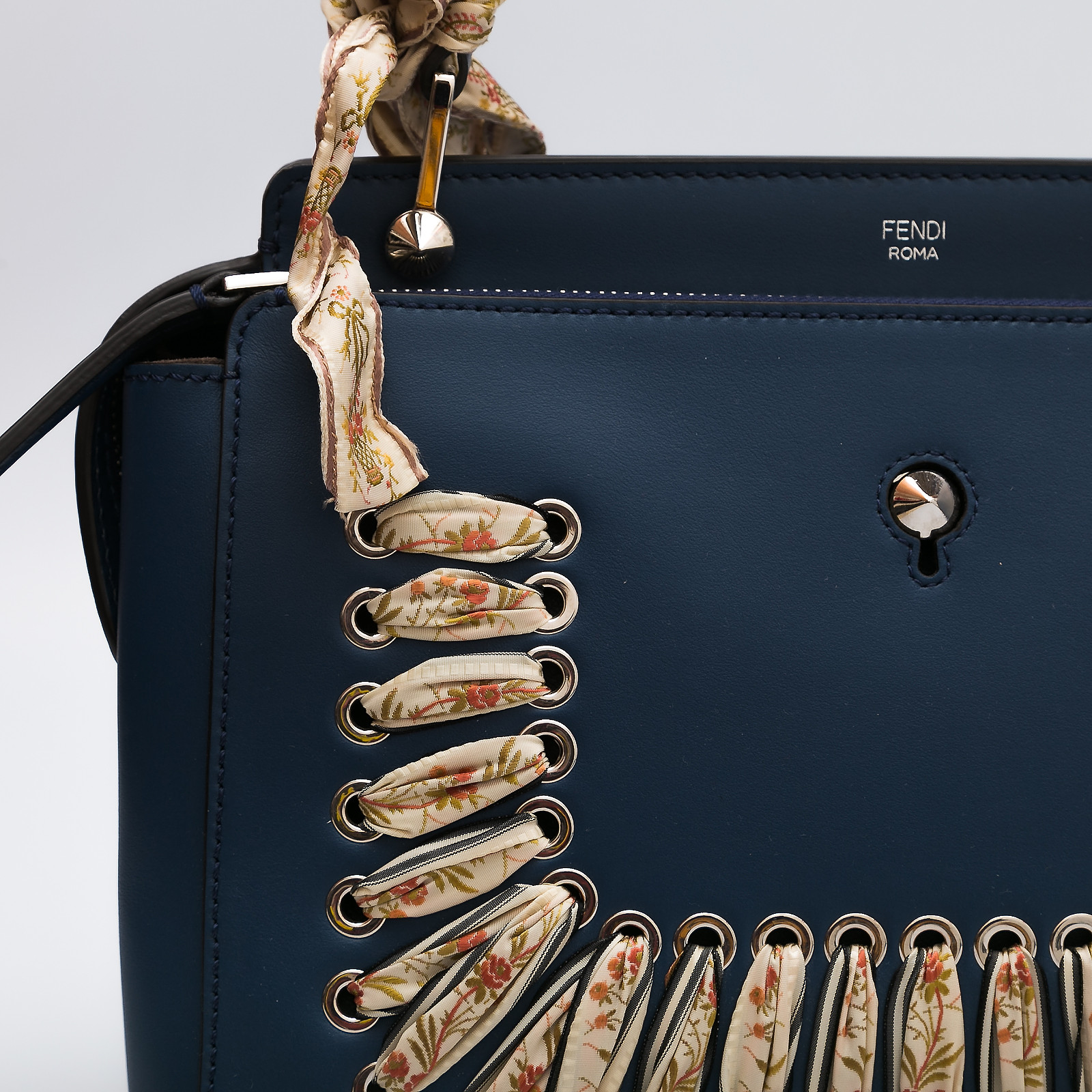 Сумка Fendi - купить оригинал в секонд-хенде SFS - 5
