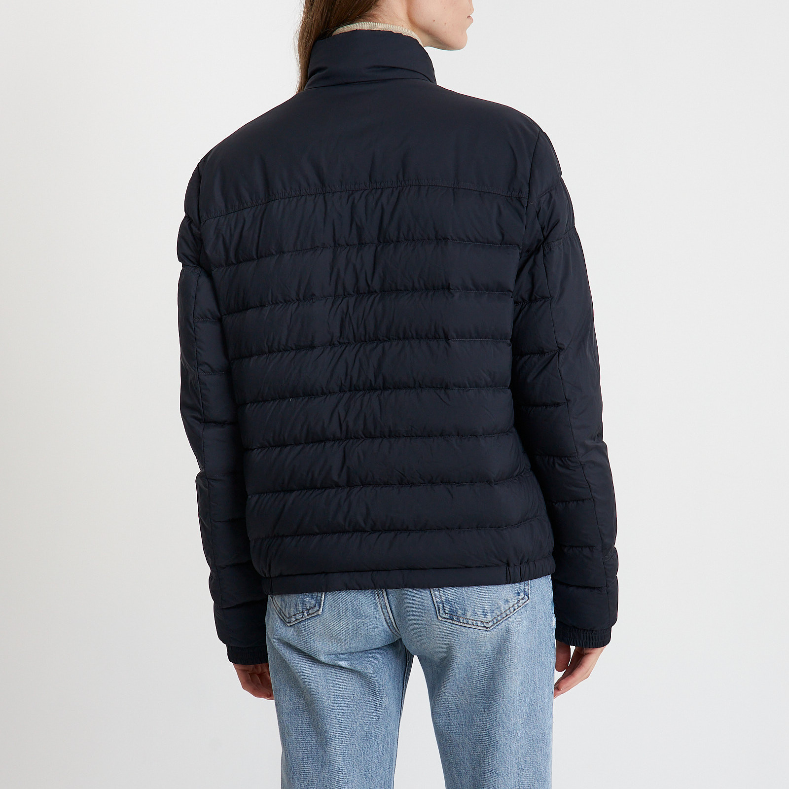 Куртка синего цвета Moncler - фото из каталога магазина брендовой одежды Second Friend Store Куртка Moncler - купить оригинал в секонд-хенде SFS - 3