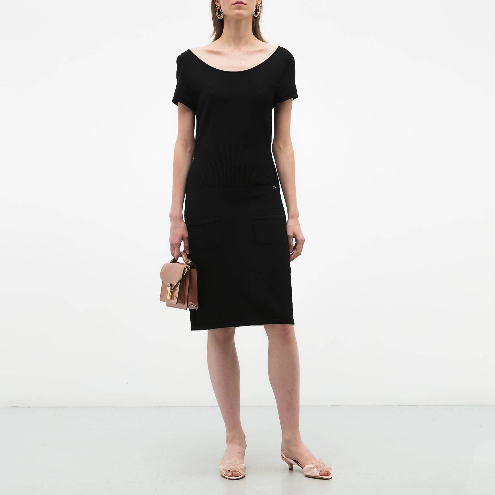 Платье Chanel - купить оригинал в секонд-хенде SFS