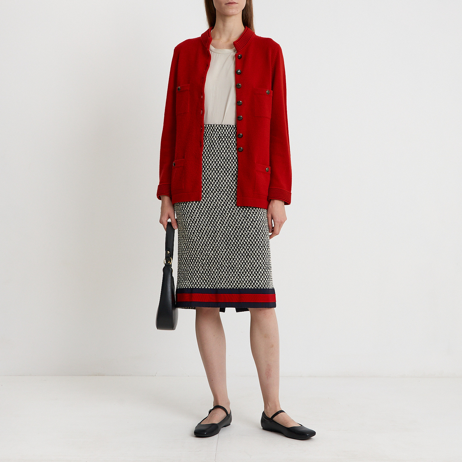 Юбка белого цвета Gucci - фото из каталога магазина брендовой одежды Second Friend Store Юбка Gucci - купить оригинал в секонд-хенде SFS - 2