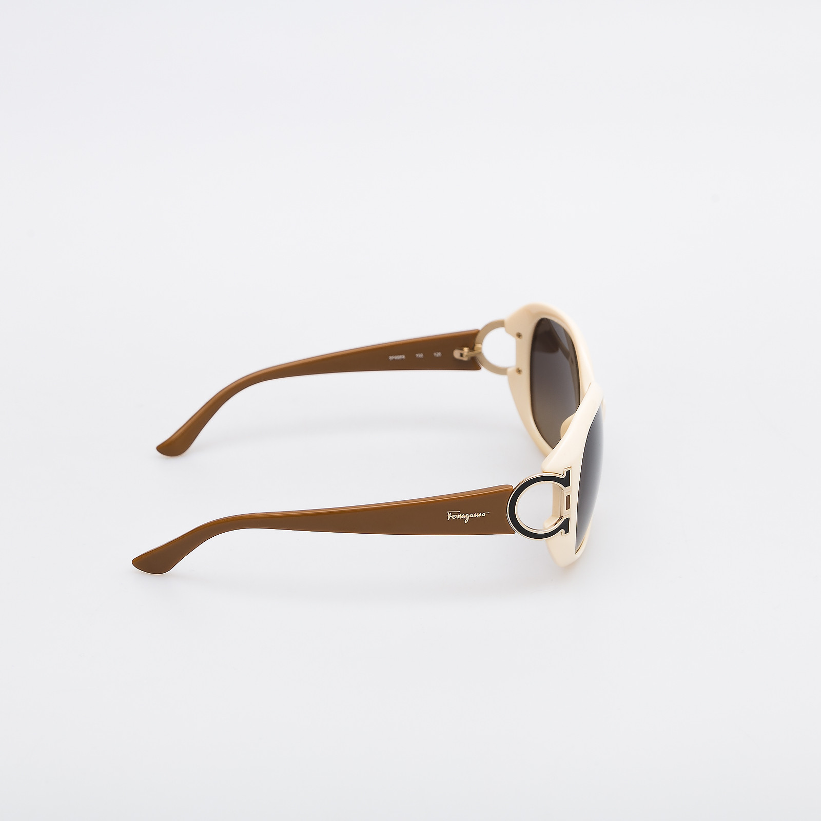 Солнцезащитные очки Salvatore Ferragamo - купить оригинал в секонд-хенде SFS - 3