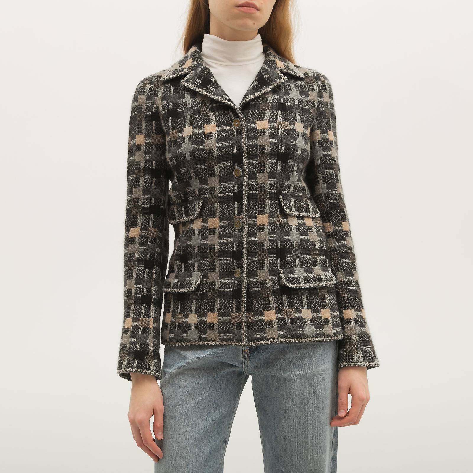 Пиджак Chanel - купить оригинал в секонд-хенде SFS