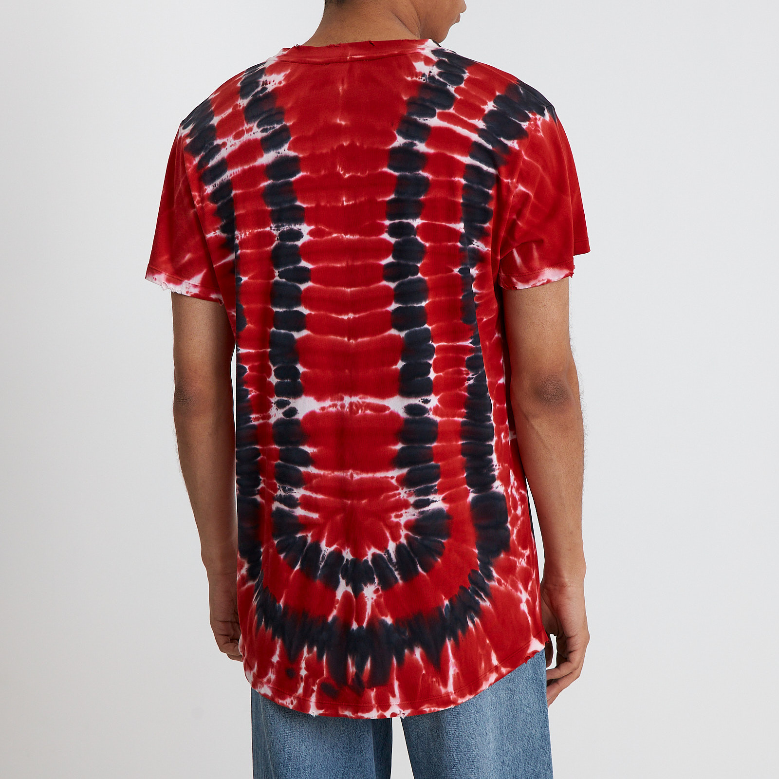 Футболка красного цвета Balmain - фото из каталога магазина брендовой одежды Second Friend Store Футболка Balmain - купить оригинал в секонд-хенде SFS - 3