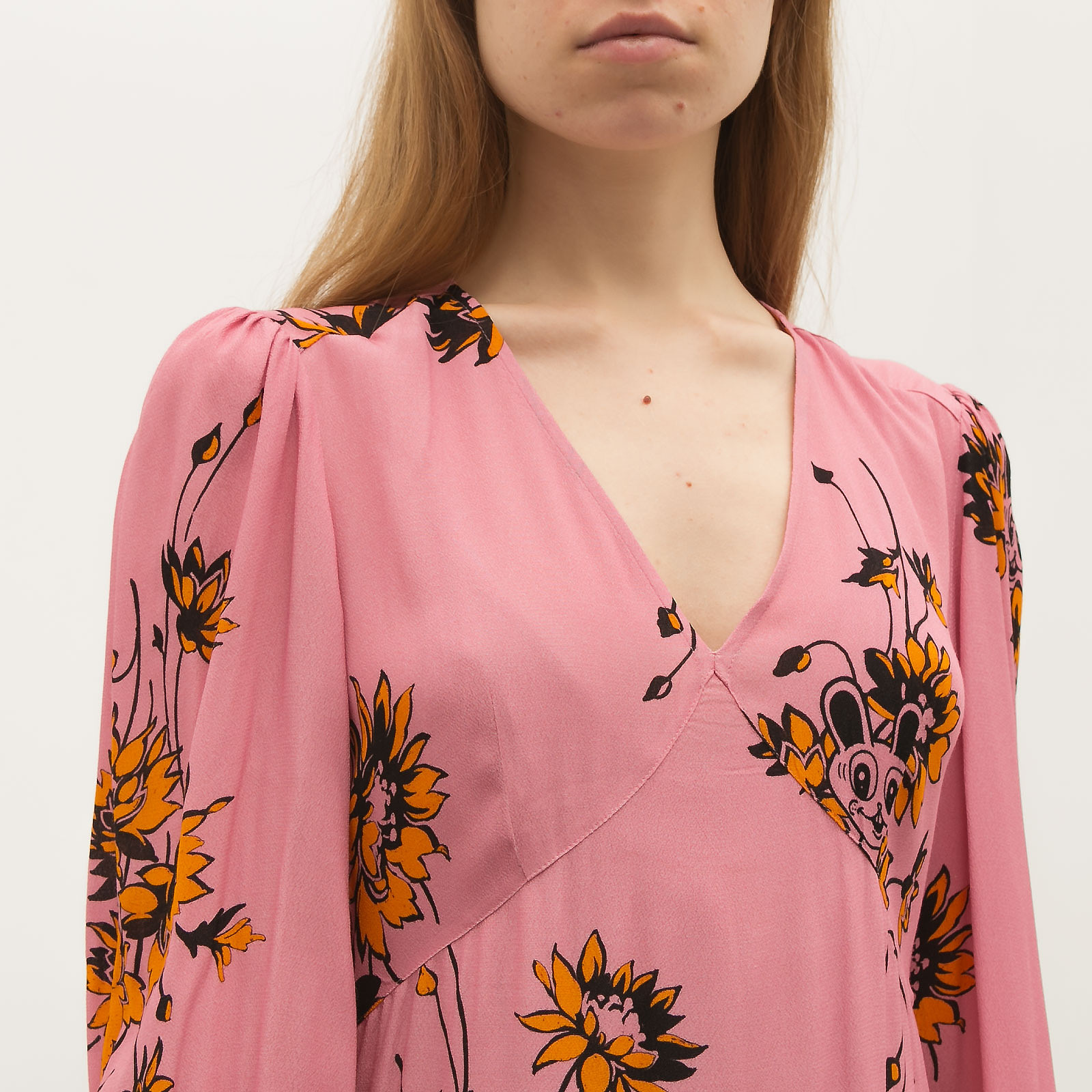 Платье розового цвета McQ by Alexander McQueen - фото из каталога магазина брендовой одежды Second Friend Store Платье McQ by Alexander McQueen - купить оригинал в секонд-хенде SFS - 4