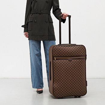 Чемодан Louis Vuitton