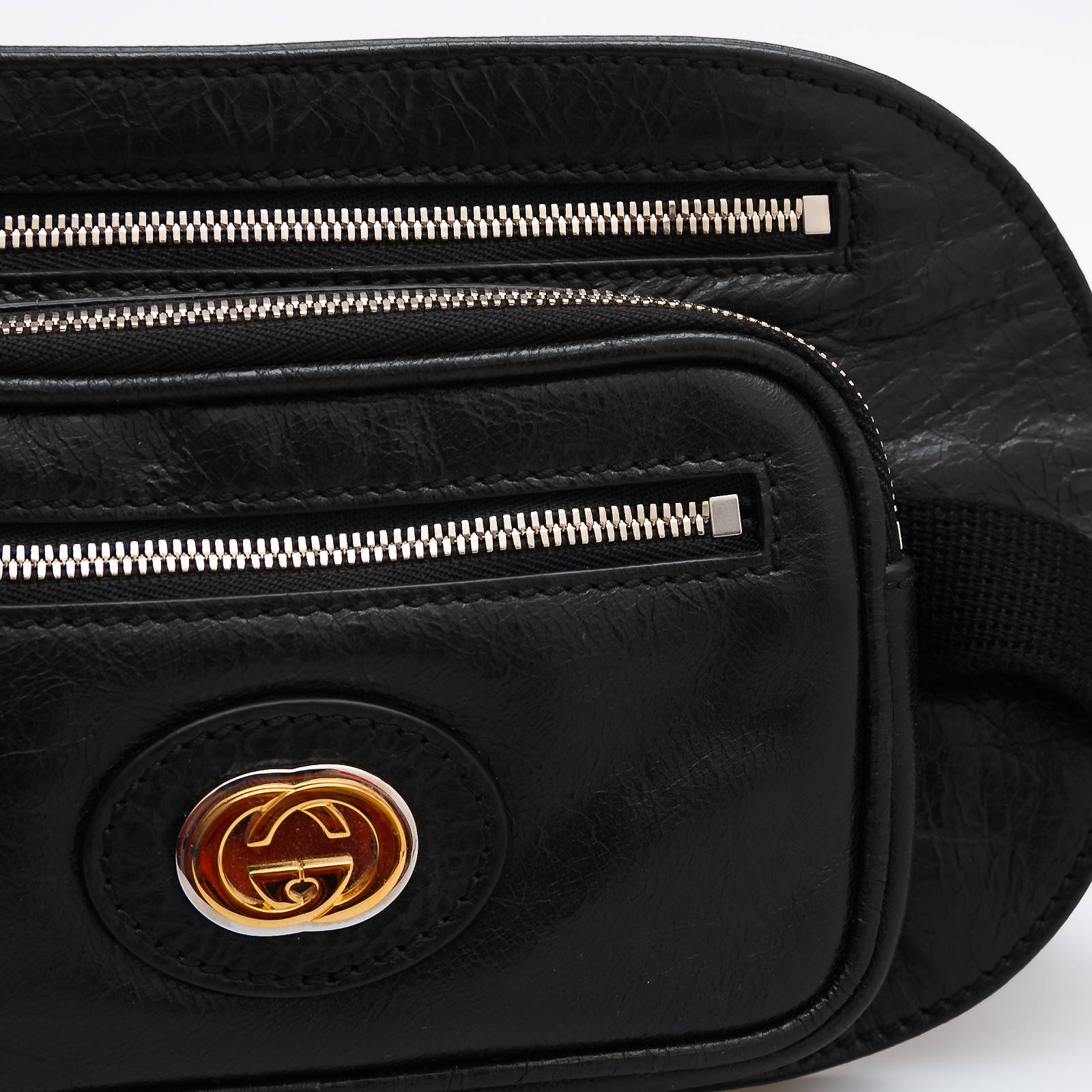 Сумка черного цвета Gucci - фото из каталога магазина брендовой одежды Second Friend Store Сумка Gucci - купить оригинал в секонд-хенде SFS - 6